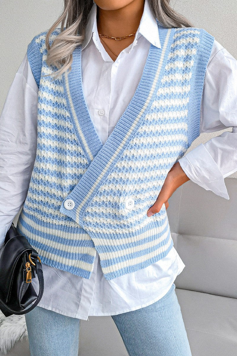 WOMEN CROSS BUTTON PATTERNED KNIT VEST