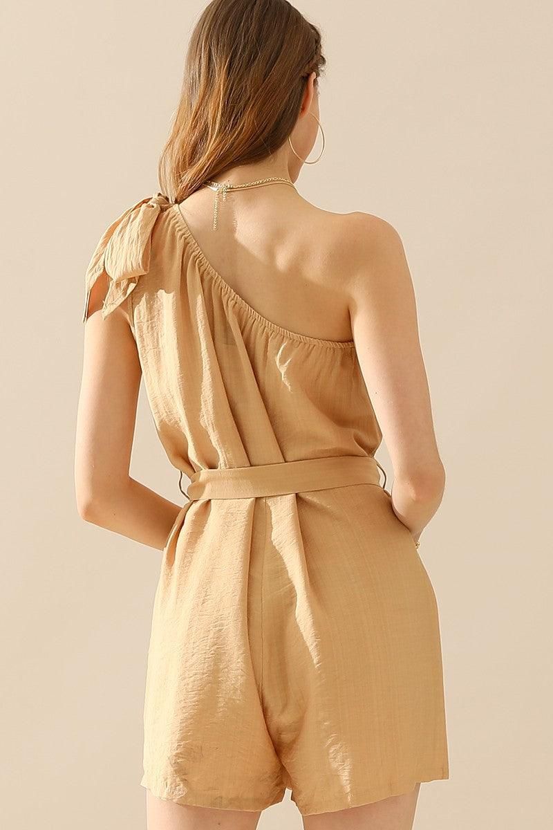 ONE RIBBON SHOULDER STRAP TIED WAIST ROMPER - Doublju