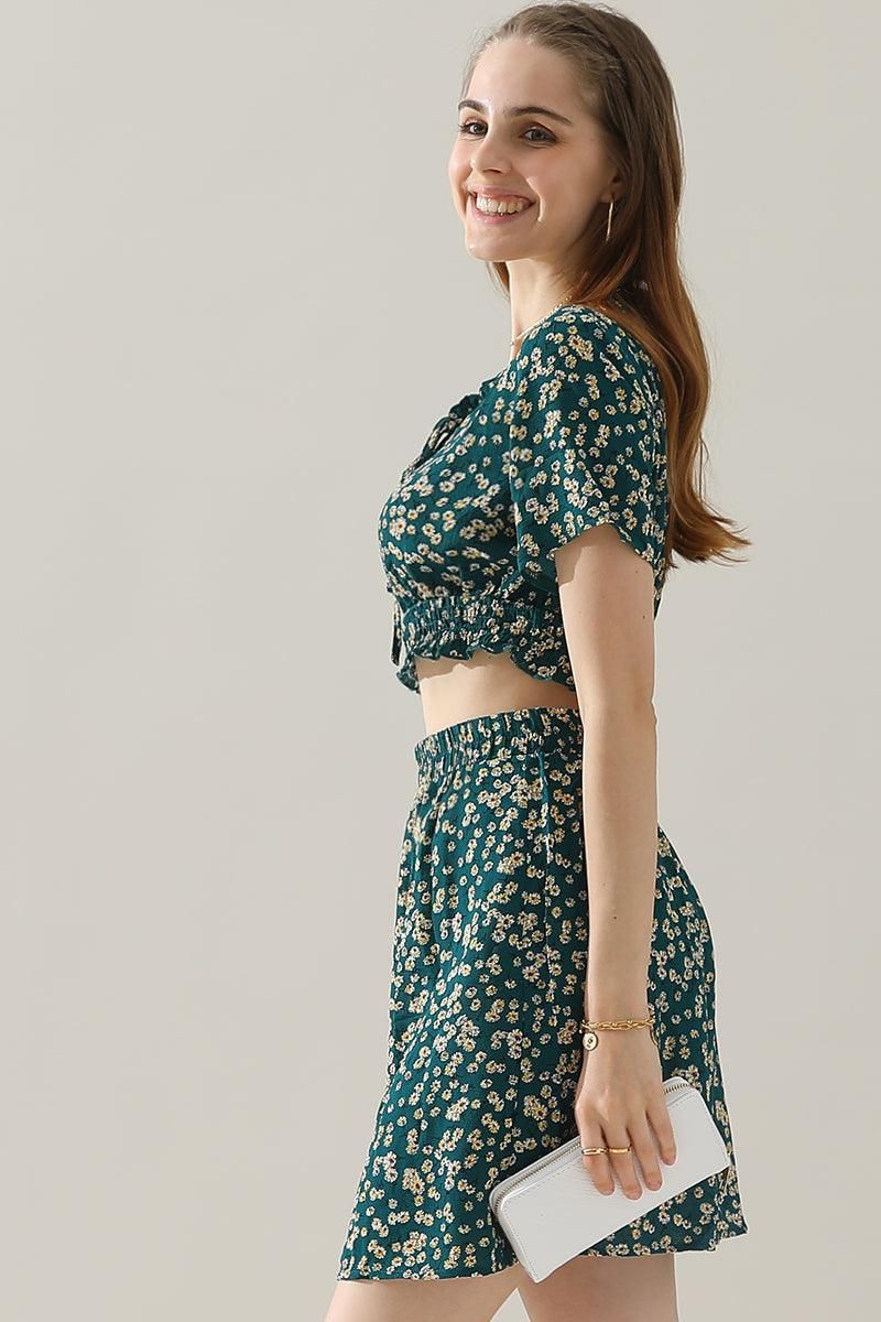 SMALL FLORAL CROP TOP AND HIGH WAIST SKIRT SET - Doublju