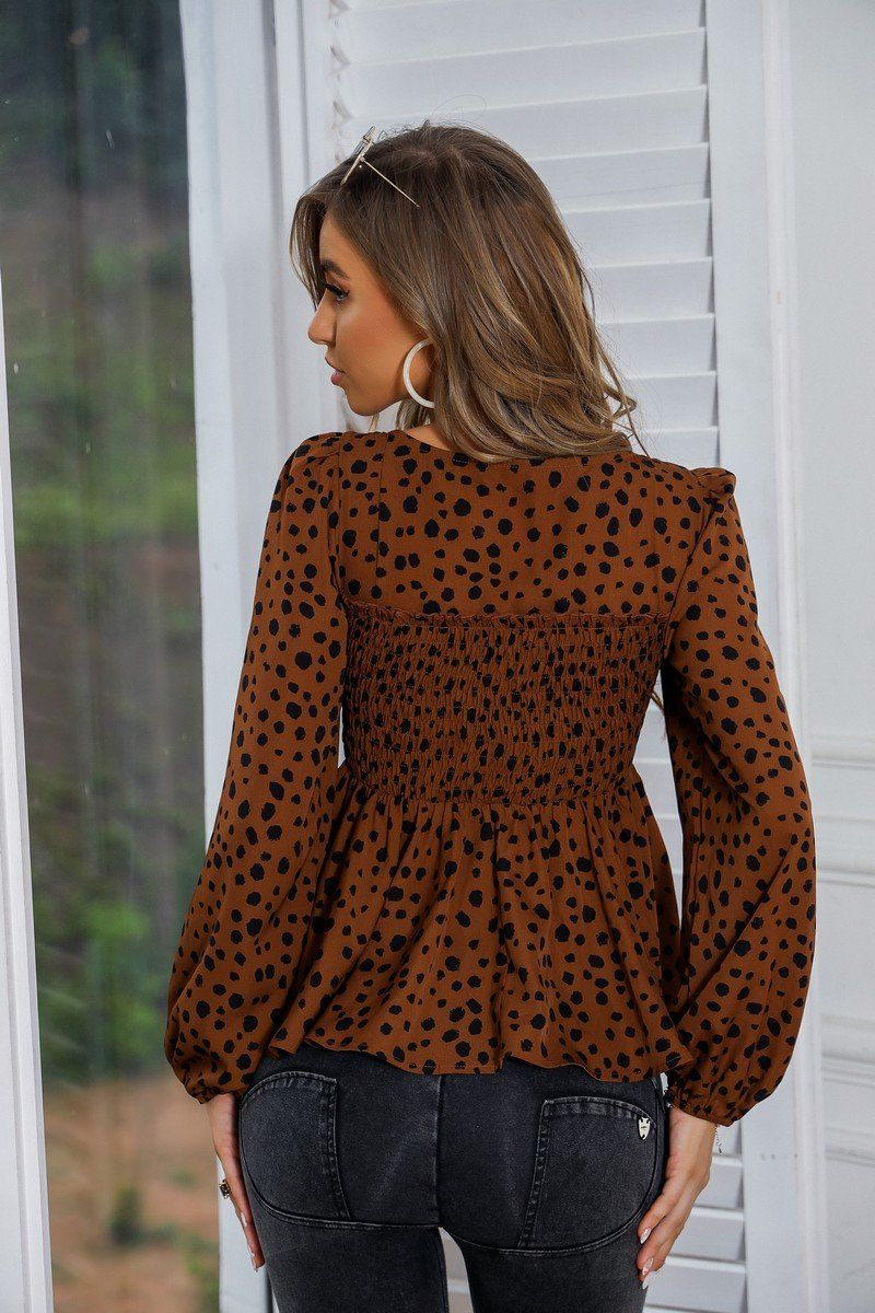 WOMEN LEOPARD PATTERN SHIRRED SQUARE NECK TUNIC
100% POLYESTER
SIZE S-M-L
MADE IN CHINA