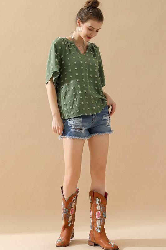 V NECK DOT DETAILED SHORT SLEEVE TOP - Doublju