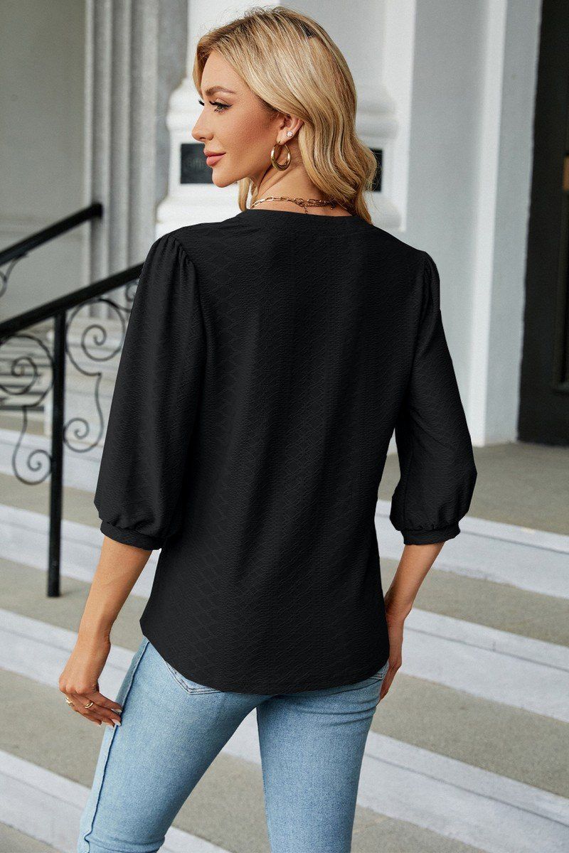 WOMEN RIBBED 3/4 SLEEVE PATTERN STITCHED BLOUSE