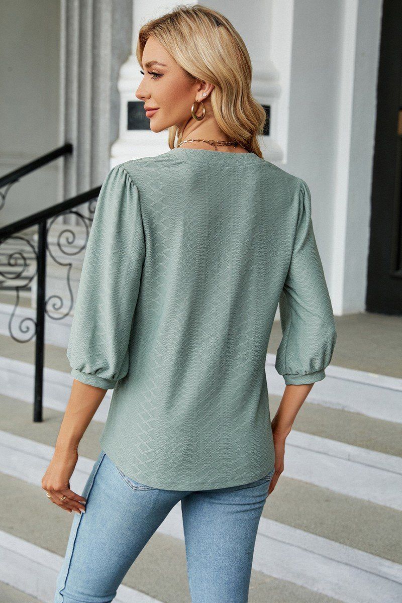 WOMEN RIBBED 3/4 SLEEVE PATTERN STITCHED BLOUSE