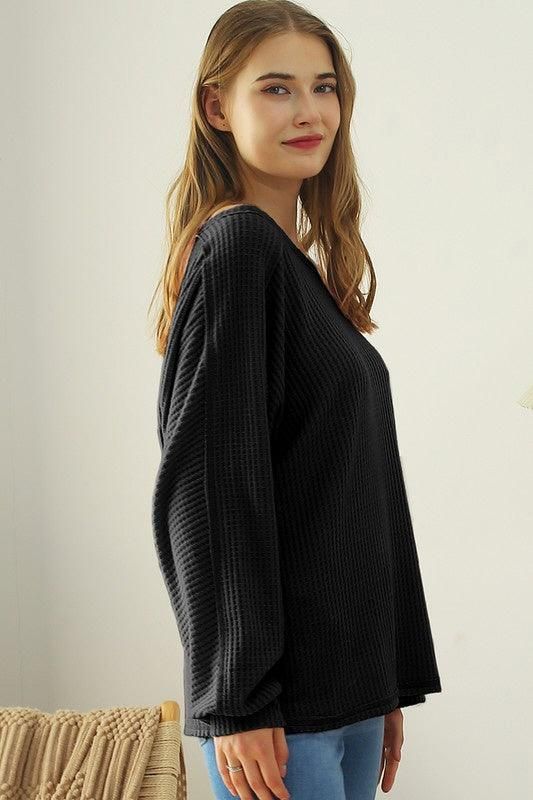 LOOSE FIT SOFT SWEATER KNIT TOP RAW DETAILED - Doublju