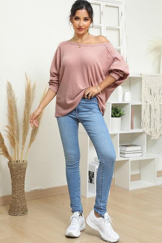 LOOSE FIT SOFT SWEATER KNIT TOP RAW DETAILED - Doublju