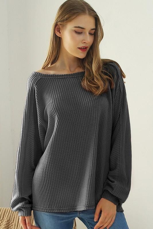 LOOSE FIT SOFT SWEATER KNIT TOP RAW DETAILED - Doublju