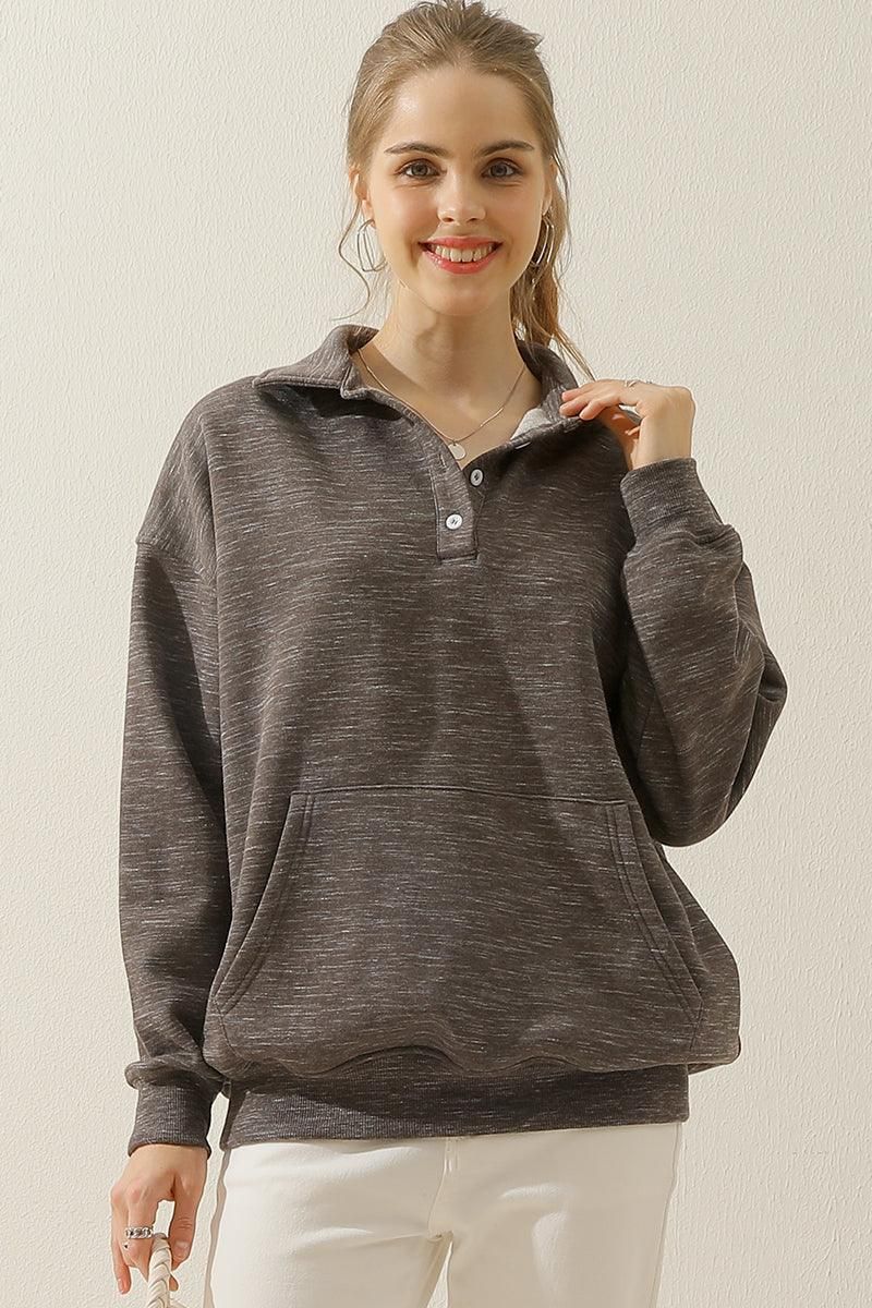 BOTTON COLLAR SWEATSHIRT WITH KANGAROO POCKET - Doublju