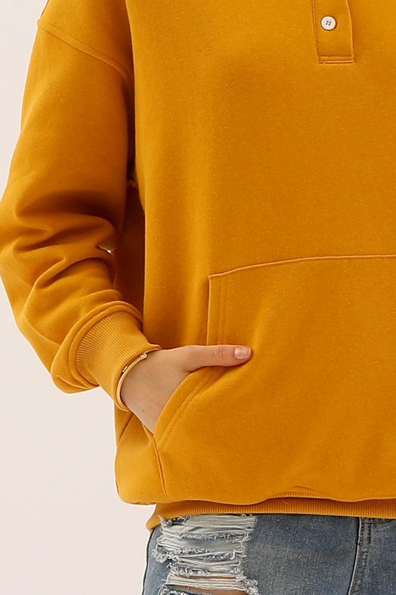 BOTTON COLLAR SWEATSHIRT WITH KANGAROO POCKET - Doublju