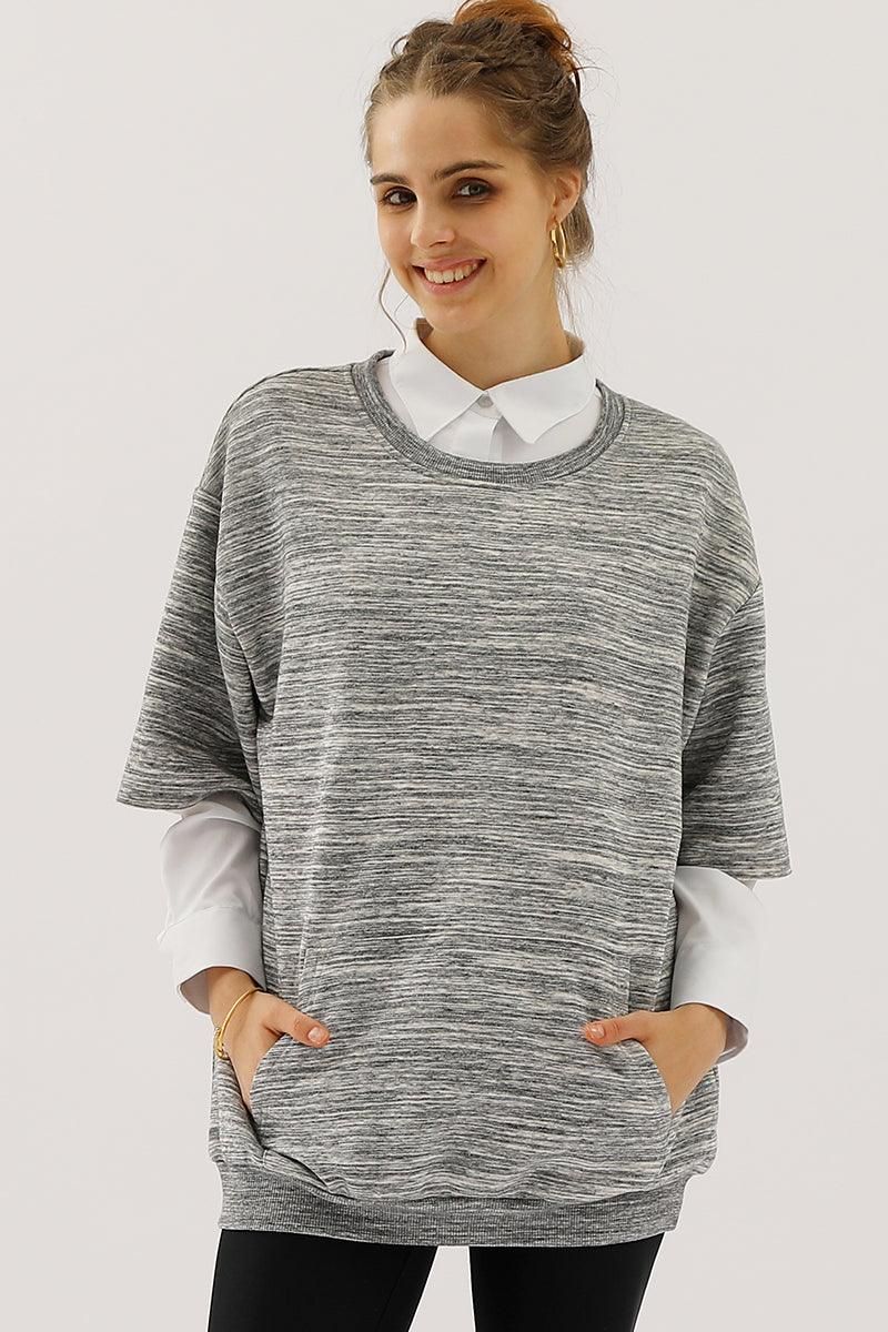 OVERSIZED SWEATSHIRT WITH KANGAROO POCKET - Doublju