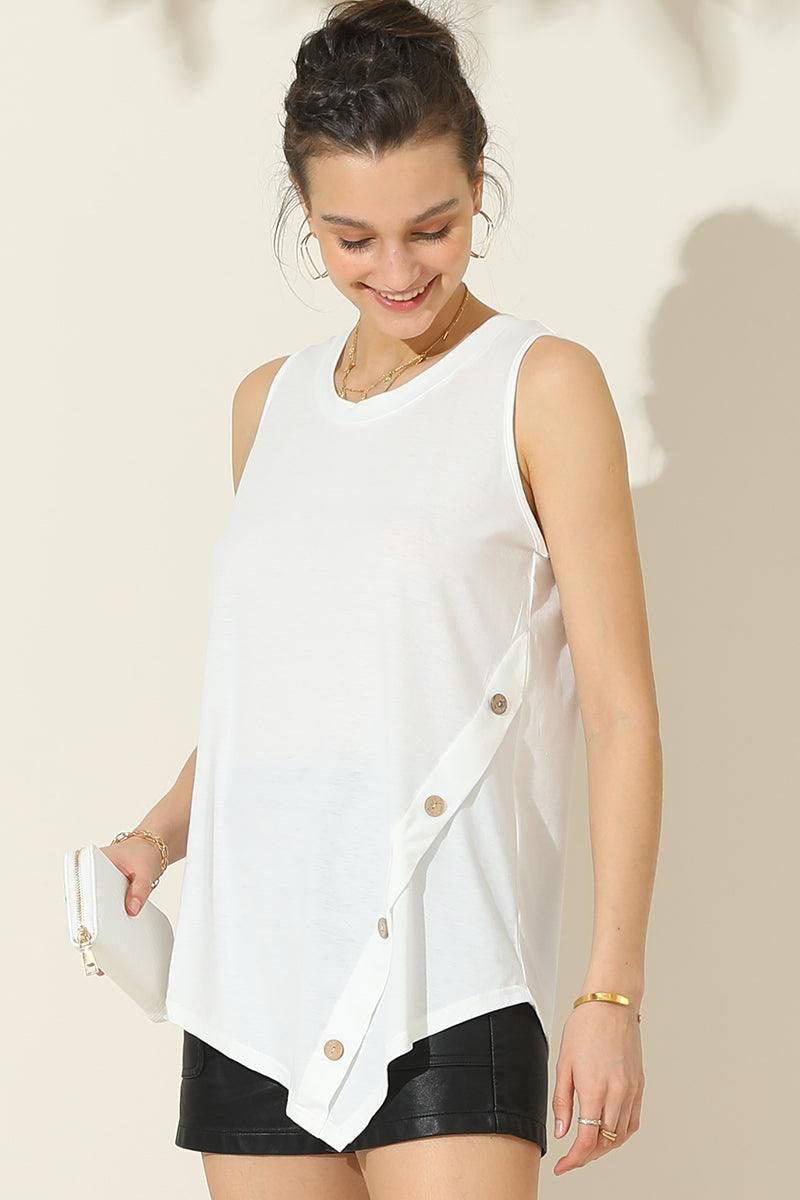 U NECK BOTTON SIDE BUTTON UP SLEEVELESS TOP - Doublju