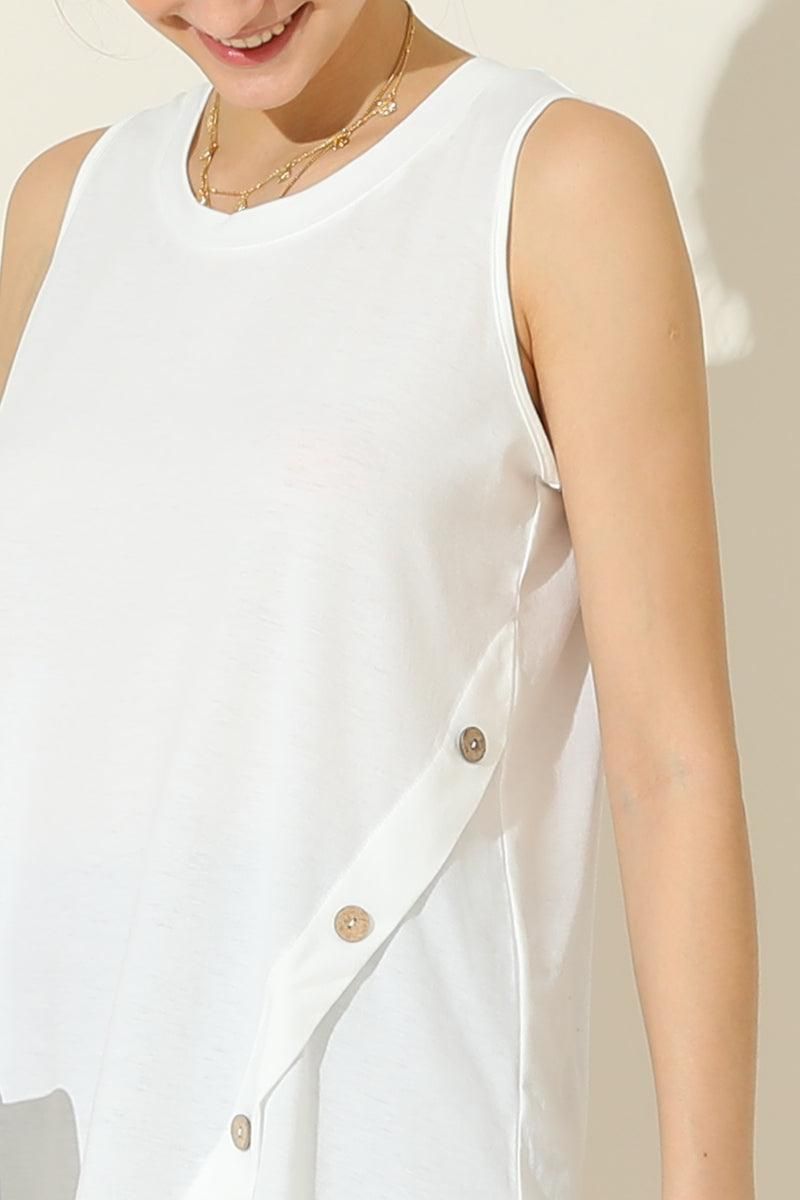 U NECK BOTTON SIDE BUTTON UP SLEEVELESS TOP - Doublju