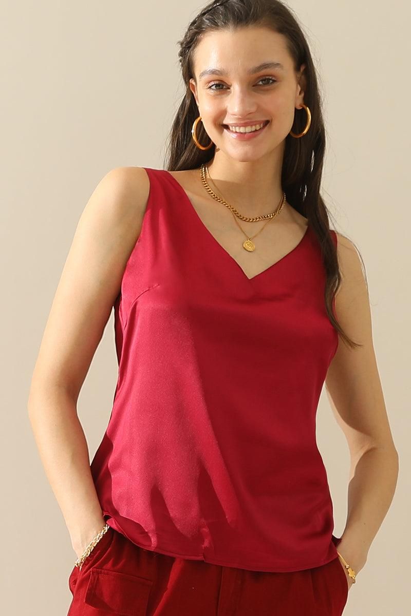 DEEP V NECK SATIN SLEEVELESS TUNIC TOP - Doublju