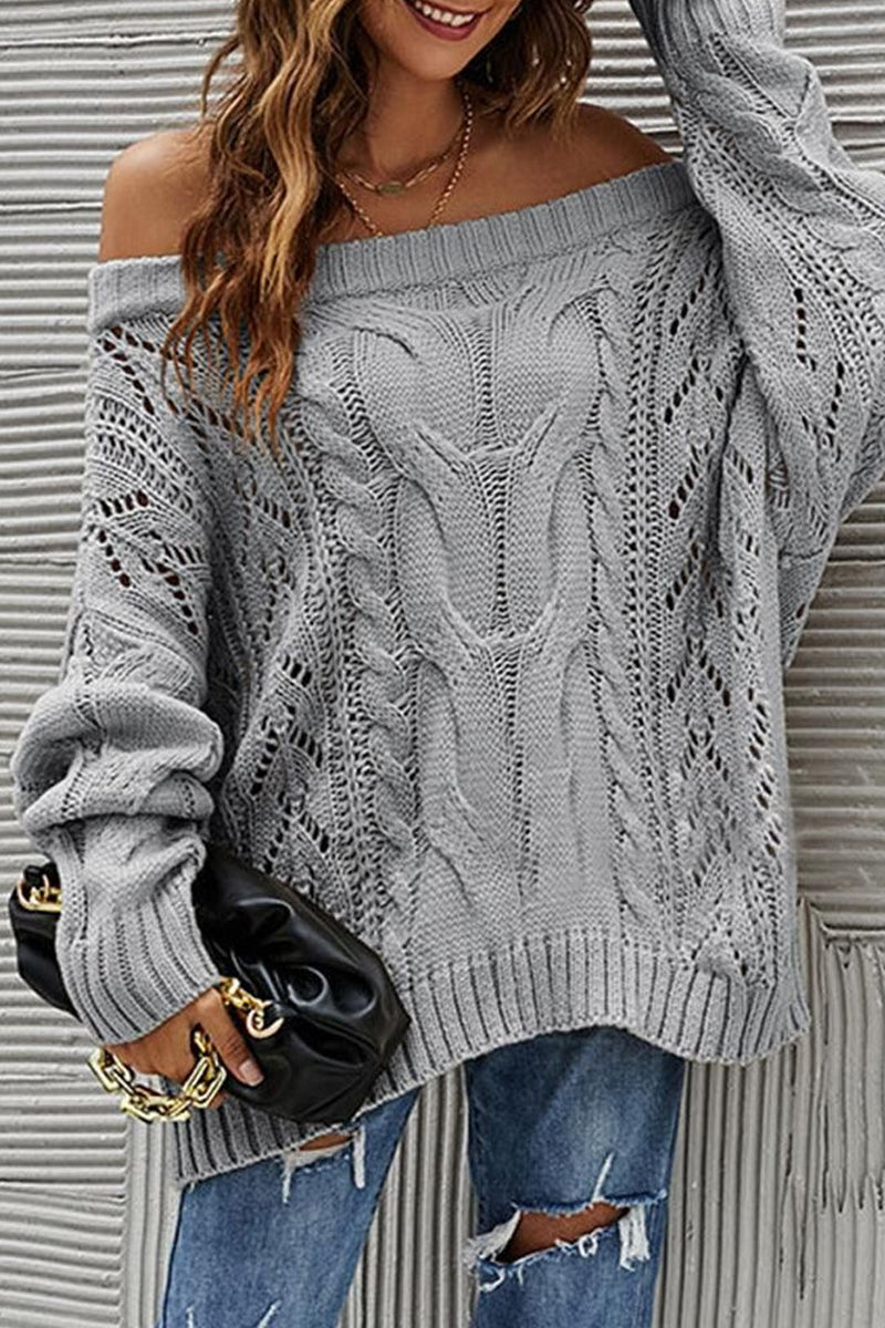 OFF SHOULDER CABLE CHUNKY KNIT OVERSIZED SWEATER，100% ACRYLIC，SIZE S(2)-M(2)-L(2)-XL(2)，MADE IN CHINA，WOMEN BLAZER