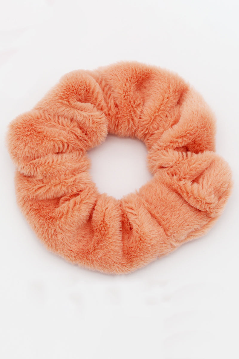 FLUFFY PLEATED SCRUNCHIE HAIR TIE