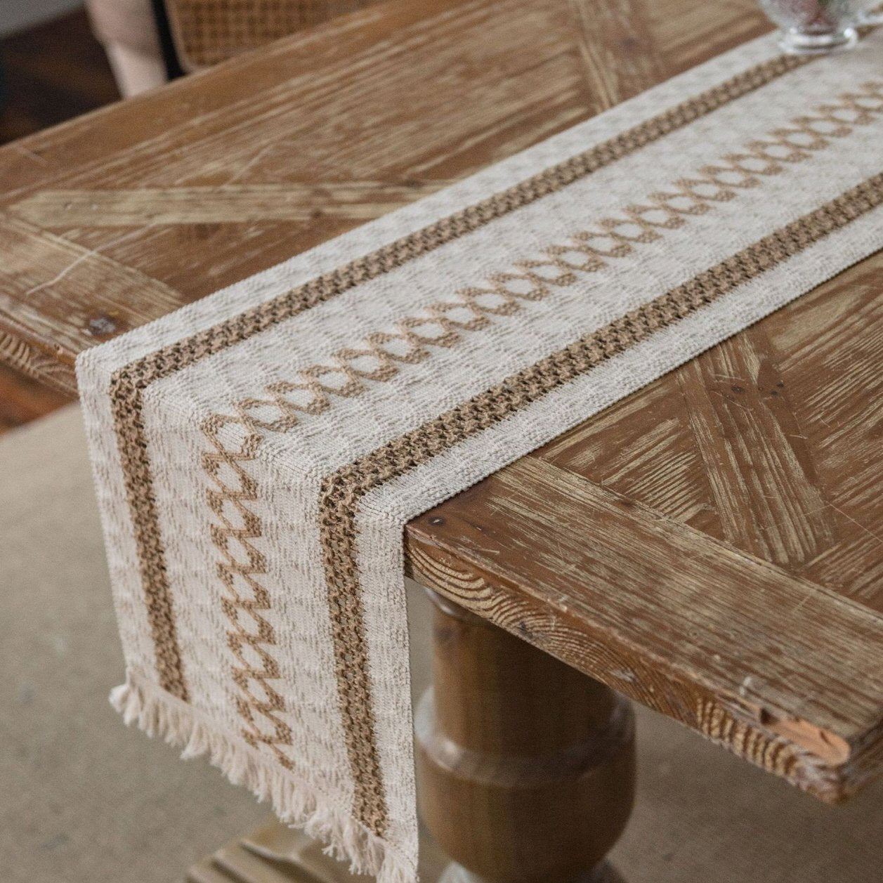 MULTI PATTERNED TABLE CLOTH TABLE RUNNER