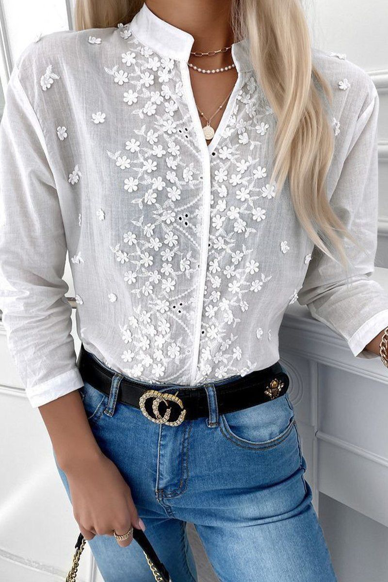 WOMEN V NECK EMBROIDERED LONG SLEEVED BLOUSE
100% POLYESTER
SIZE S(2)-M(2)-L(2)-XL(2)
MADE IN CHINA